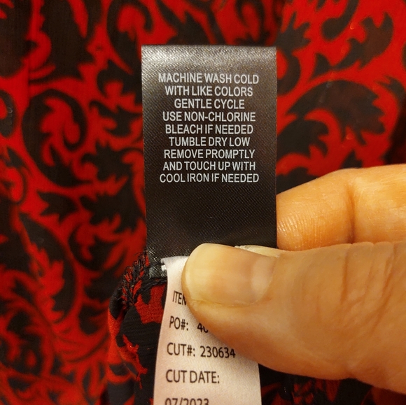 Torrid Crinkle Chiffon Peasant Blouse- Fleur Pattern - Picture 5 of 7